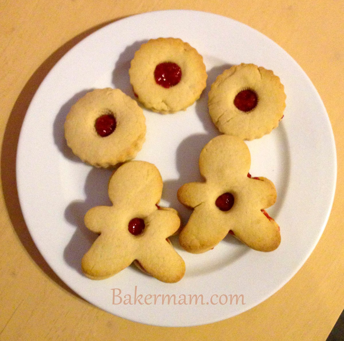 Vanilla & Raspberry Biscuits